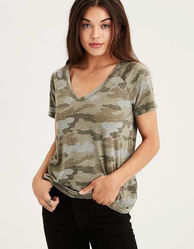 Fashion tips with camouflage t-shirts