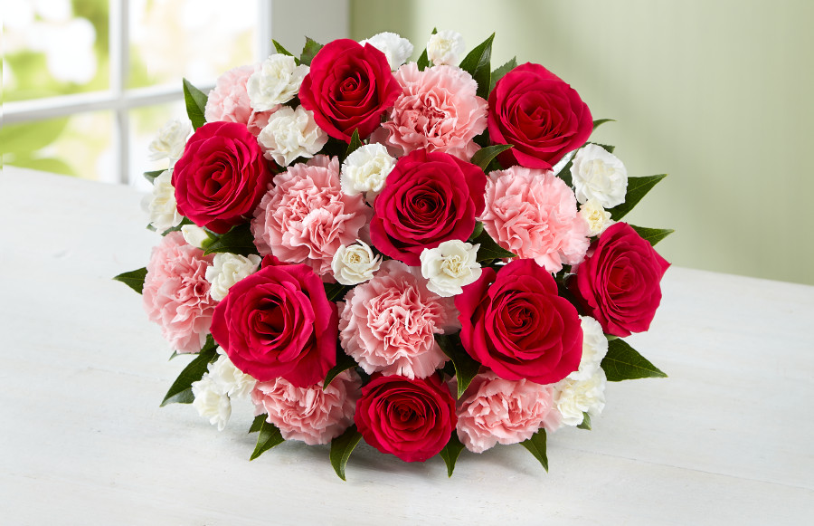 Well Live Florist is the #1 rated florist for bouquet delivery in Singapore. Click here to learn more.